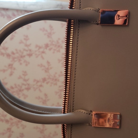 Ted Baker purse - Picture 4 of 4